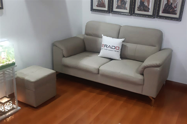 Chị Phấn ở Hateco Yên Sở đã chọn Sofa da hạng sang ERADO cho không gian tiếp khách gia đình