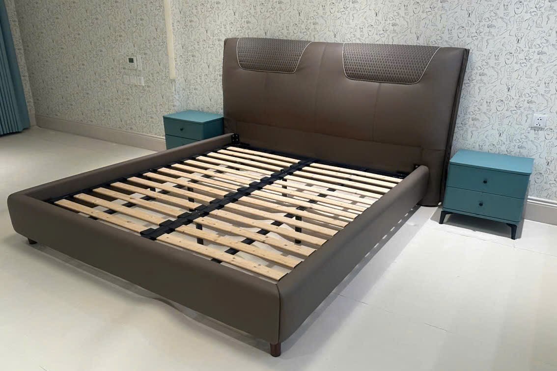 ERADO BÀN GIAO COMBO 2 GIƯỜNG NGỦ NHẬP KHẨU CHO CĂN HỘ GIA ĐÌNH CHỊ TRANG Ở LONG BIÊN