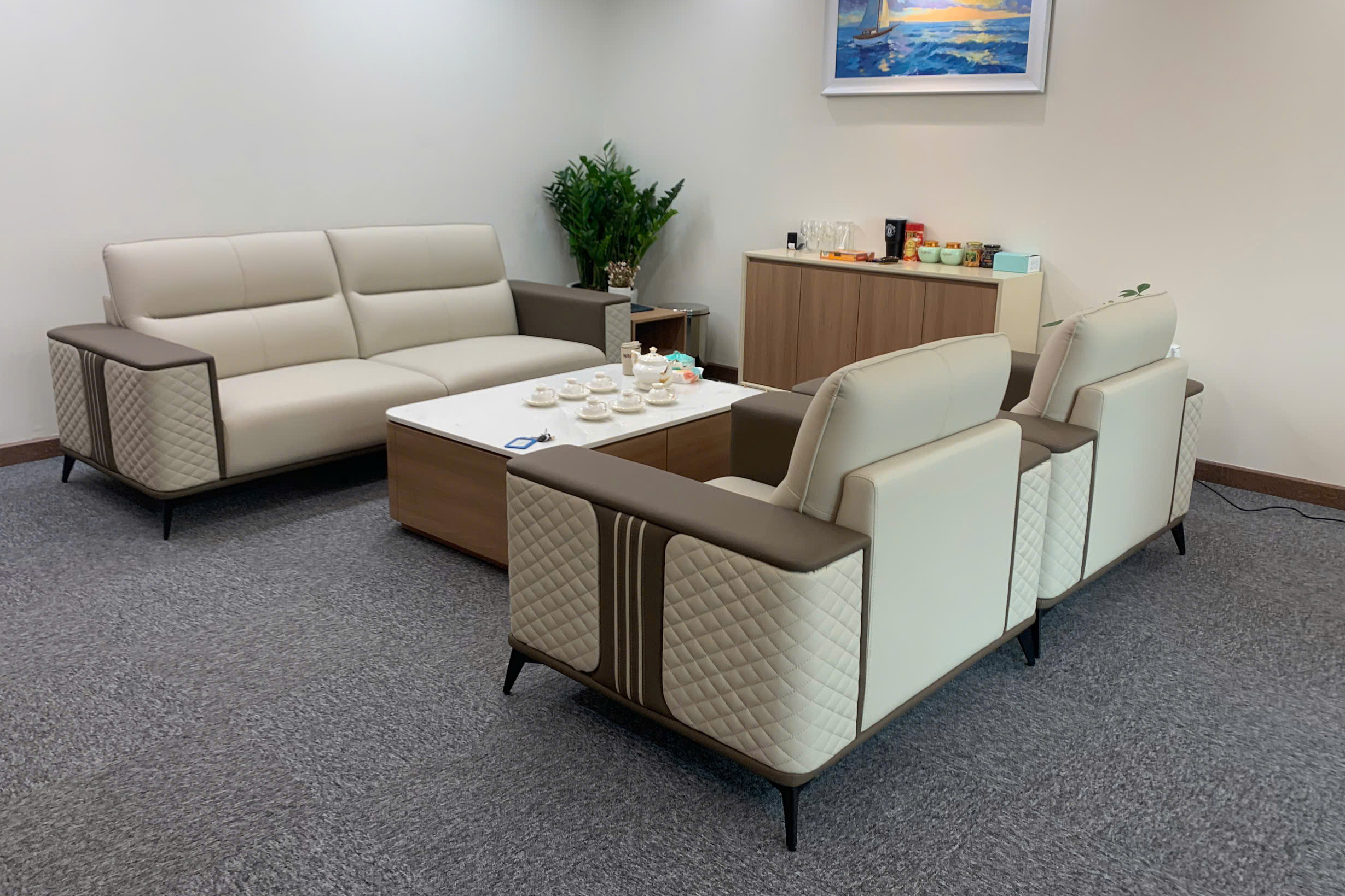ERADO BÀN GIAO THÀNH CÔNG SOFA VĂN PHÒNG HIỆN ĐẠI CHO CÔNG TY TNHH Ở HÀ NỘI
