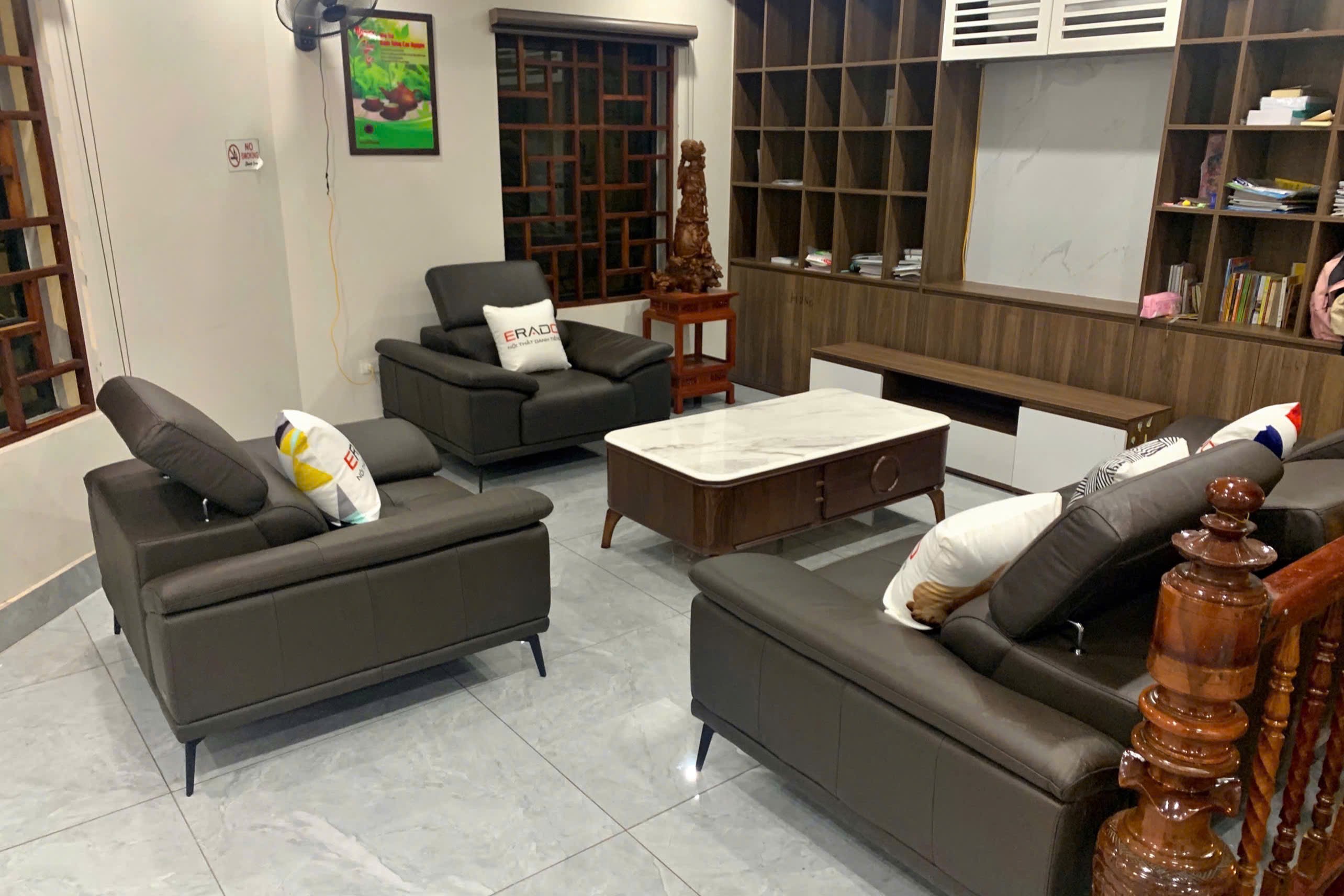 ERADO BÀN GIAO THÀNH CÔNG BỘ SOFA DA THẬT NHẬP KHẨU CHO GIA ĐINH CHỊ NGA Ở VĂN PHÚ