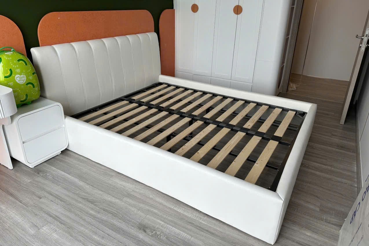 ERADO BÀN GIAO COMBO 2 GIƯỜNG NGỦ DA HẠNG SANG CHO CĂN HỘ GIA ĐÌNH CHỊ TRANG Ở HƯNG YÊN
