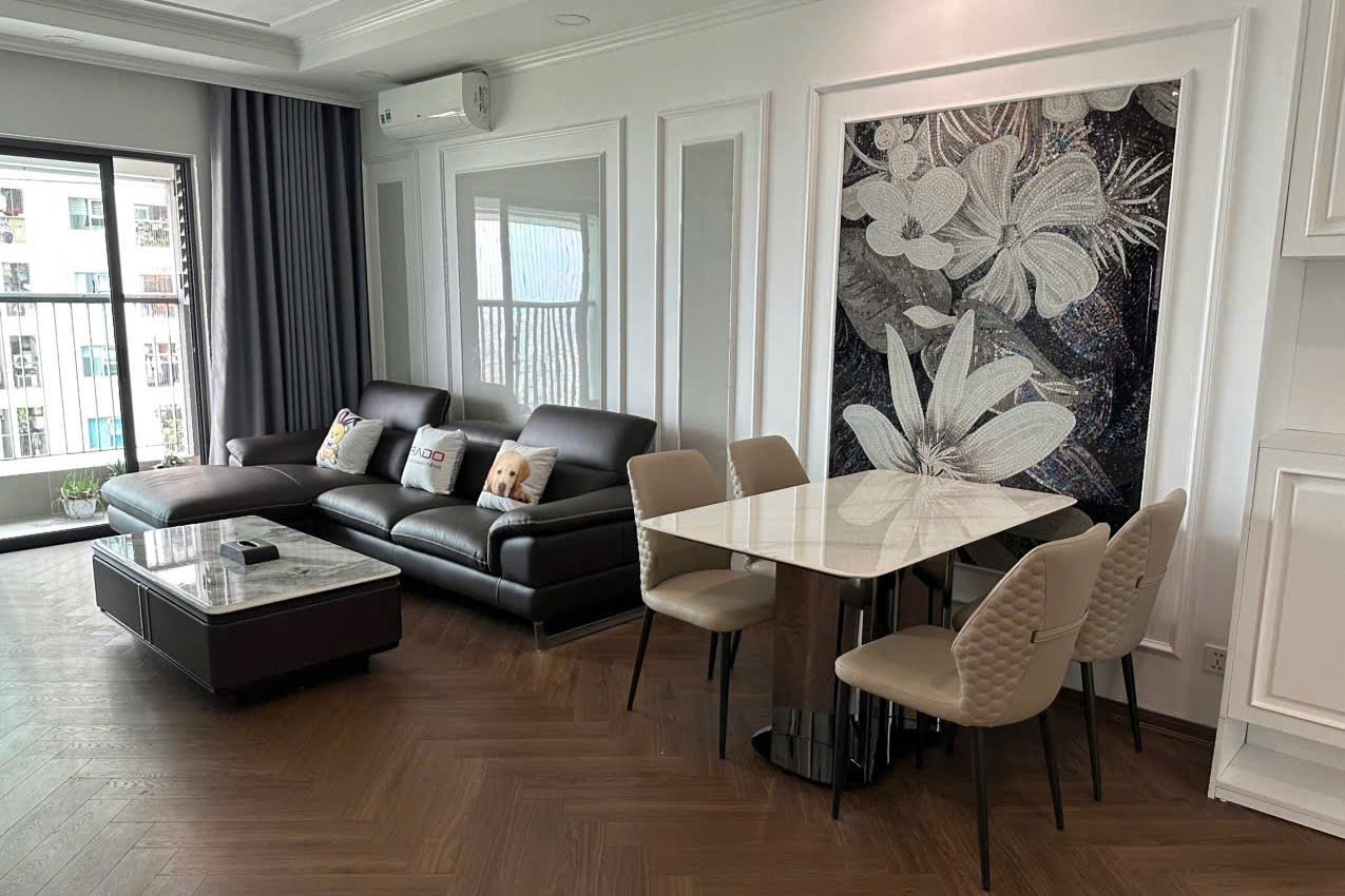 ERADO BÀN GIAO THÀNH CÔNG COMBO NỘI THẤT CAO CẤP CHO GIA ĐÌNH CHỊ PHƯƠNG Ở CC THE ZEN