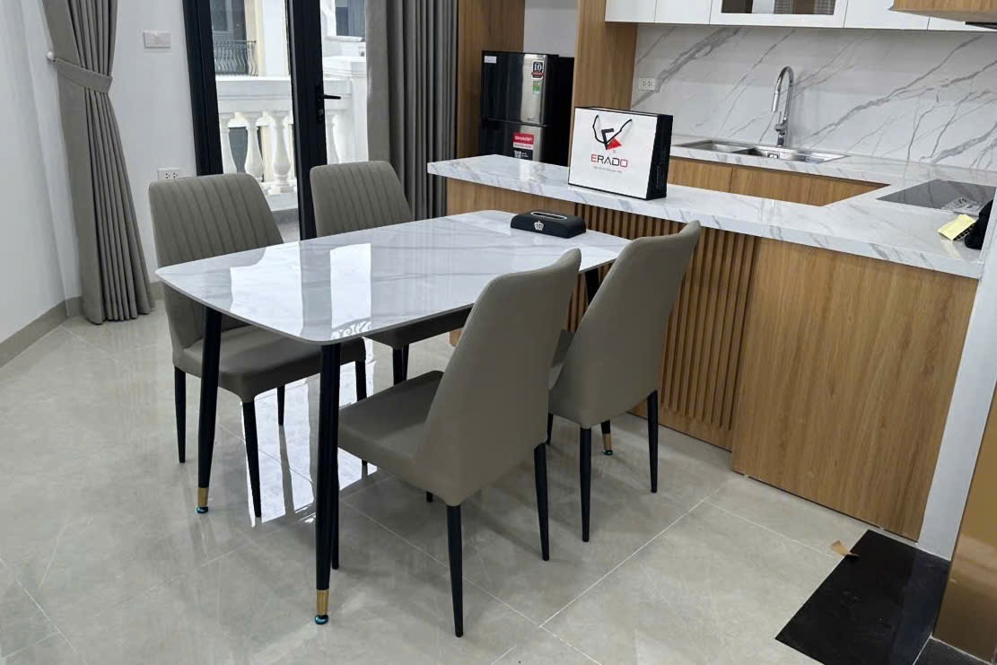 ERADO BÀN GIAO COMBO 3 GIƯỜNG VÀ BÀN GHẾ ĂN CHO CĂN HỘ ANH TRƯỜNG Ở HOÀI ĐỨC