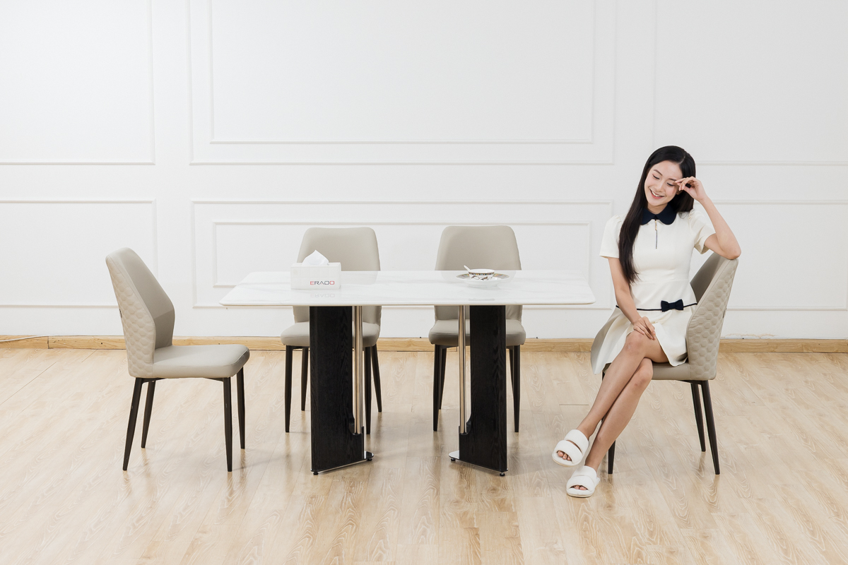 Bàn ăn mã D2389 - Vẻ đẹp quý phái