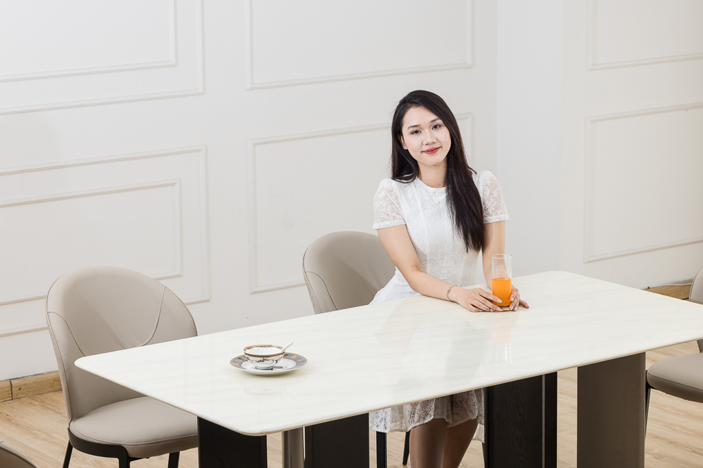 Bộ bàn ghế ăn mã DL100-1.8M