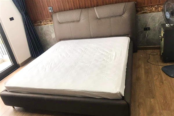 Anh Luyến ở Thanh Hoá vừa nhận bàn giao mẫu giường ngủ bọc da hạng sang từ nội thất ERADO