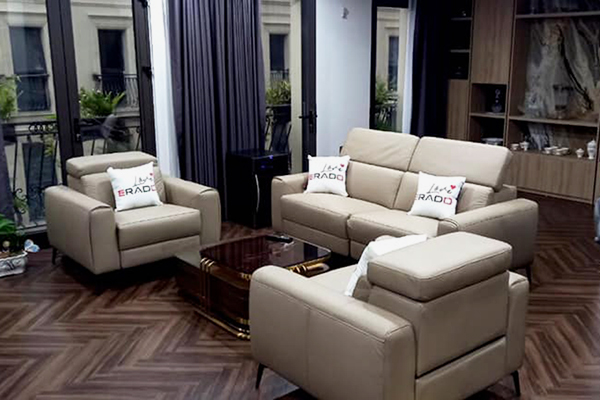 Anh Minh lựa chọn bộ sofa nâng chân thông minh hiện đại nhất tại Erado