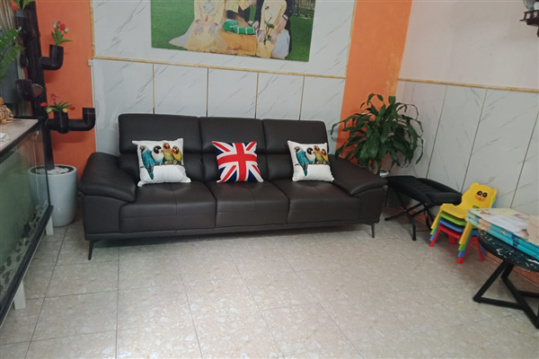 Hoàn thiện không gian phòng khách hiện đại cho gia đình anh Ninh ở Quảng Ninh