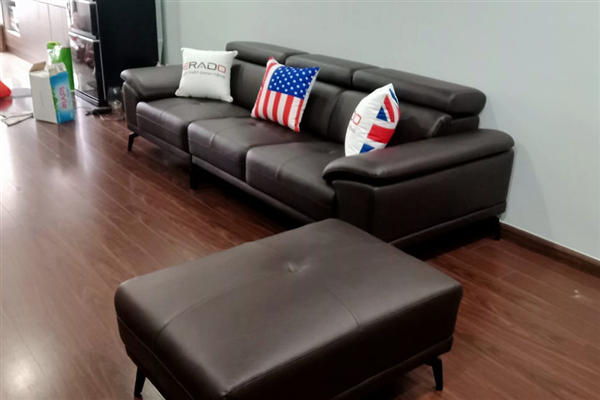 Chìa khóa thẩm mỹ cùng sofa da bò thật nhà anh Phong ở Tố Hữu