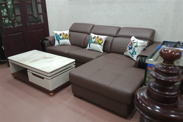 Combo bàn trà - sofa ERADO nâng tầm không gian phòng khách của gia đình anh Thắng ở Mỹ đình