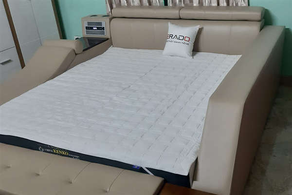 Chị Nga ở Bắc Giang vừa sở hữu cho mình mẫu giường da hạng sang tích hợp đa chức năng từ ERADO