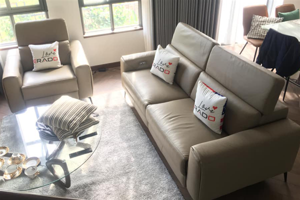 Bàn giao mẫu sofa thông minh cho gia đình chị Quế Anh ở The Manor Center Park