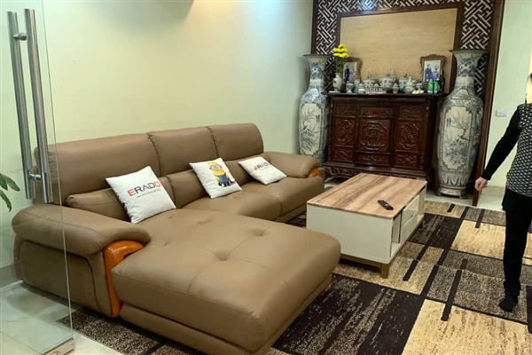 Thiết kế phá cách của Sofa góc L ERADO tại phòng khách nhà chị Thuý Lĩnh Nam