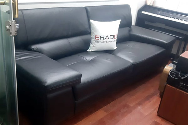 Sofa văng ERADO tinh gọn - Chất liệu da bò bền bỉ kiến tạo vẻ đẹp phi thường