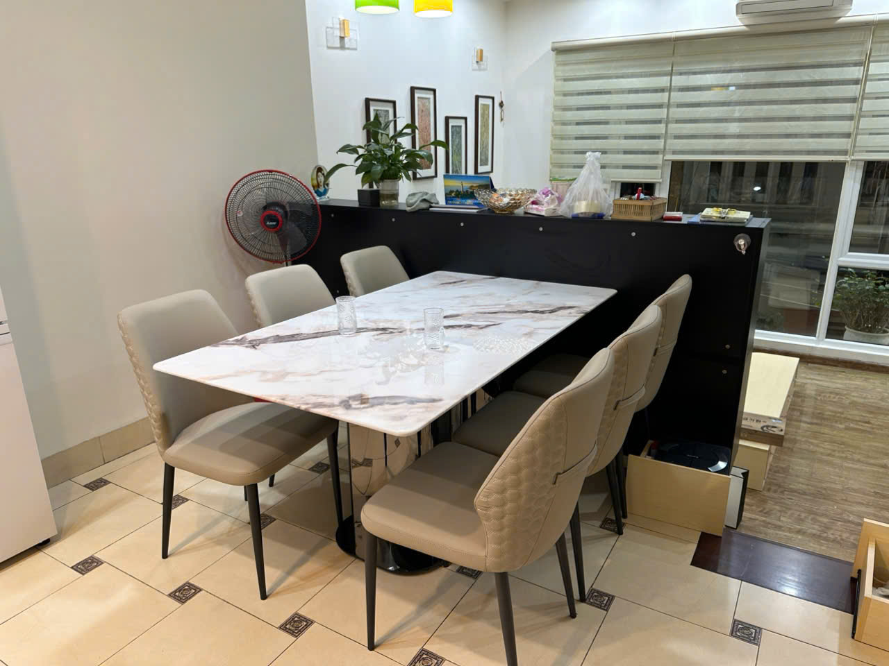 ERADO BÀN GIAO THÀNH CÔNG BỘ BÀN ĂN 6 GHẾ HIỆN ĐẠI CHO GIA ĐÌNH CHỊ HƯƠNG Ở VƯƠNG THỪA VŨ