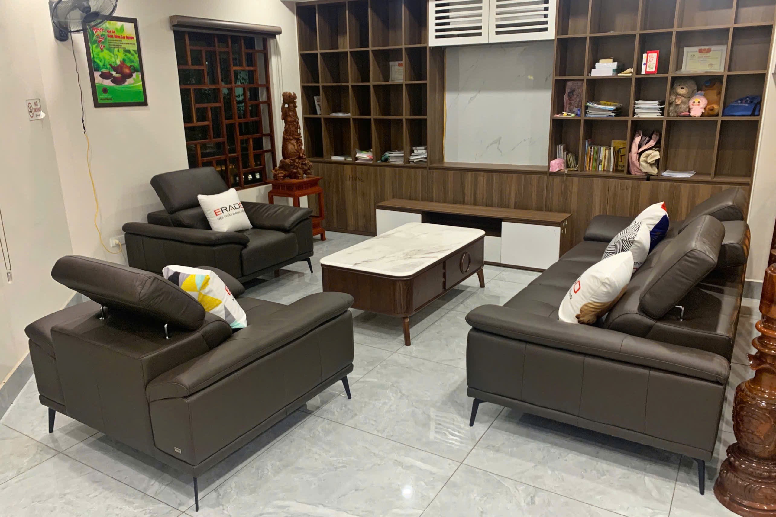 ERADO BÀN GIAO THÀNH CÔNG BỘ SOFA DA THẬT NHẬP KHẨU CHO GIA ĐINH CHỊ NGA Ở VĂN PHÚ