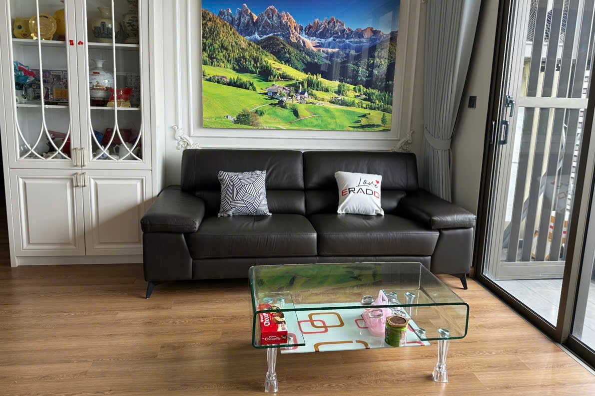 ERADO BÀN GIAO THÀNH CÔNG BỘ SOFA NHẬP KHẨU CHO CHỊ PHƯƠNG Ở DƯƠNG NỘI