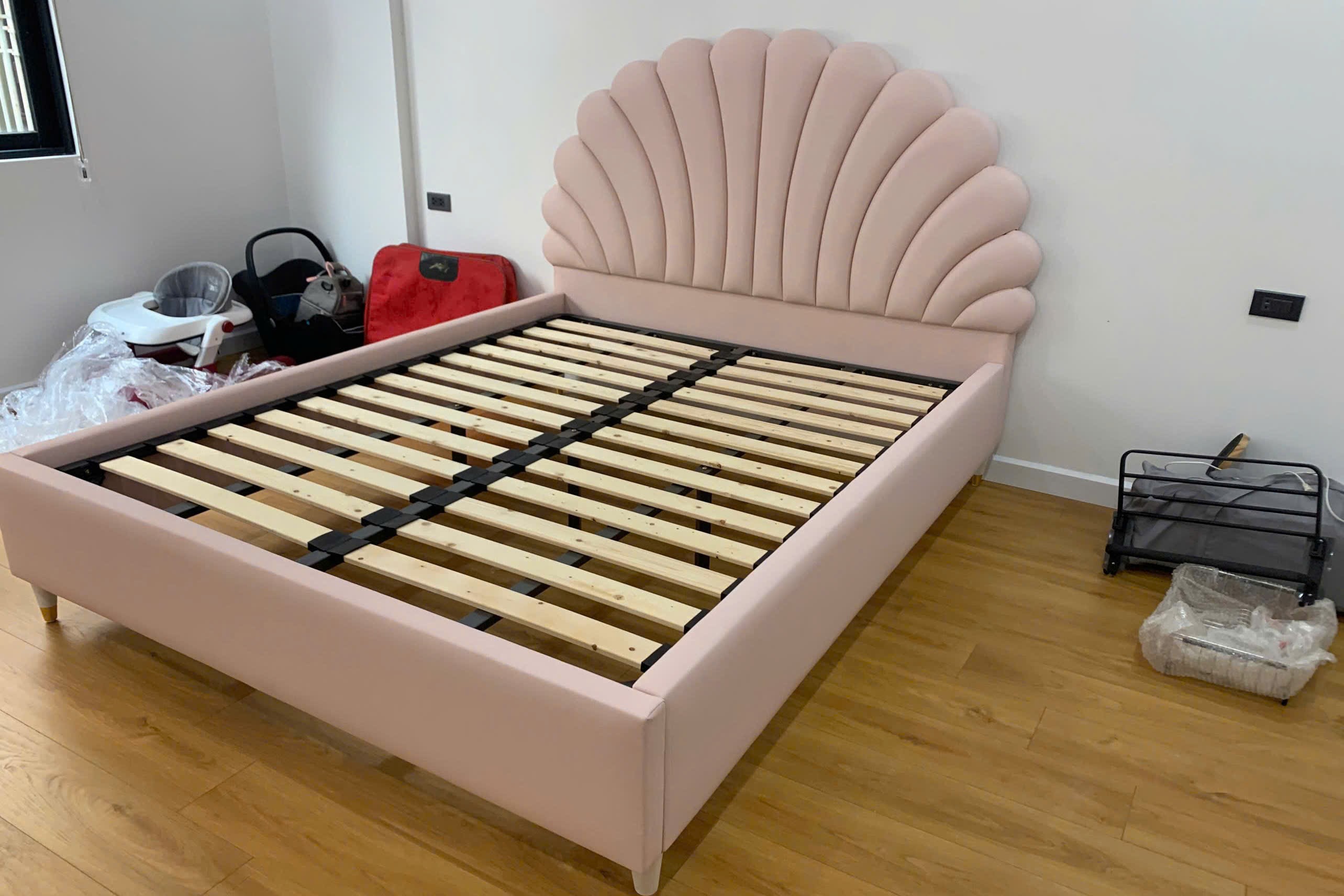 ERADO BÀN GIAO THÀNH CÔNG GIƯỜNG DA HẠNG SANG CHO GIA ĐÌNH ANH HẢI Ở HÀ ĐÔNG