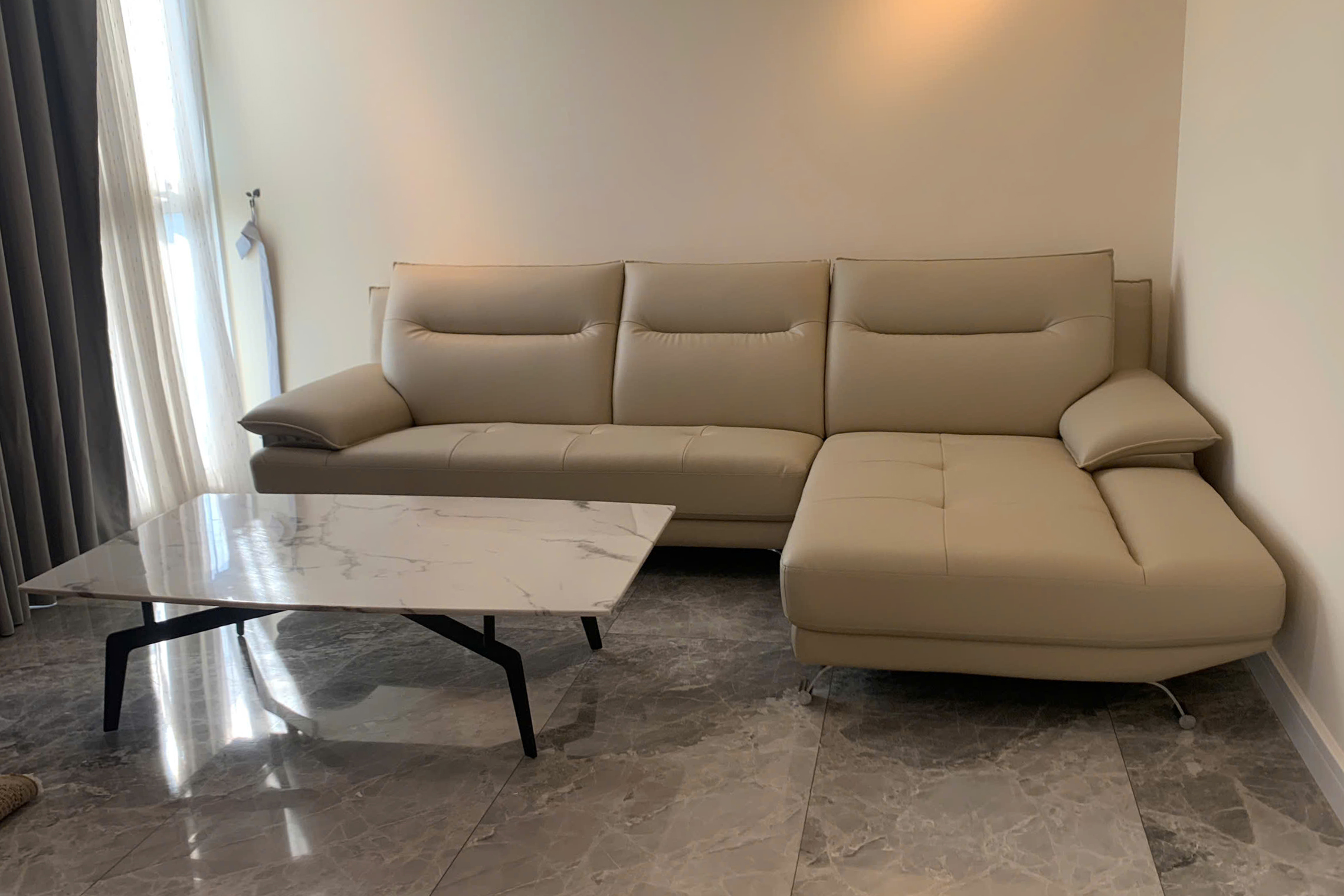 ERADO BÀN GIAO THÀNH CÔNG SOFA GÓC DA HẠNG SANG CHO GIA ĐÌNH ANH TUẤN Ở BA ĐÌNH